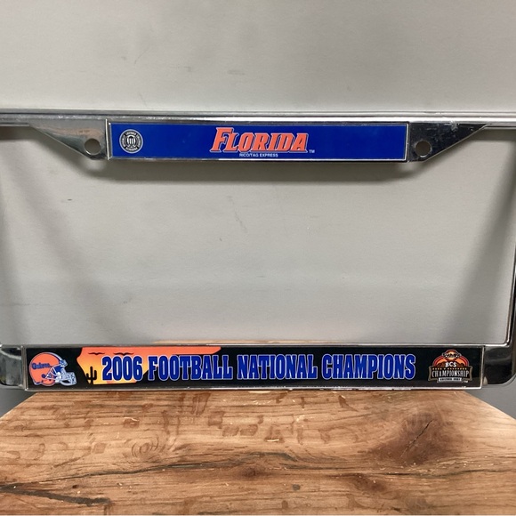 Almost Vintage - 2006 Florida Gators National Champions License Plate Frame - Picture 2 of 10